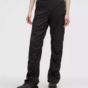 Lululemon Athletica Black Women's Pants size M